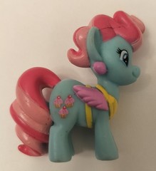 My Little Pony Mixed Mini Figures Lot of 10 Mix 2006-2014 Hasbro Toys