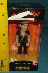 damaged box Minix Collectible Figurines Cobra Kai Johhny Lawrence ( 11834 ) 119