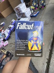 Fallout Vault Boy (Power) 3-Inch Mini Figure