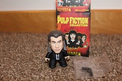 pulp fiction TITANS vinyl 3″ mini figure VINCENT VEGA 2/18 new open blind box