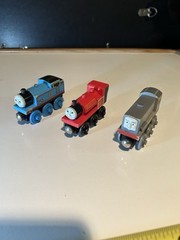 Lot Of 3: 1998 Learning Curve Britt Allcroft Wooden Railway Thomas Train Set