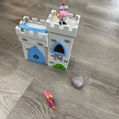 Peppa Pig Little Places Castle Fort George Set Knight Dragon 99% Complete READ D