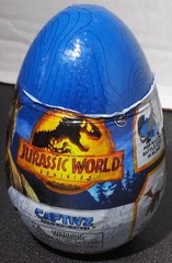 Jurassic World Dominion Captivz Dominion Edition Mini Dino & Slime Egg Ages 3+