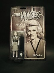 Super7 ReAction Figures The Munsters Marilyn Action Figure w/ Accessory