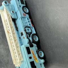 Hasbro Transformers Hot Spot Action Figure Light Blue White Truck 1986