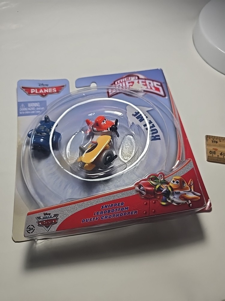 Disney Pixar Planes Micro Drifters Skipper Leadbottom Dusty Crophopper
