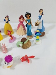 Disney Character Mixed Lot Of 18 Figures Princess Movies & TV Shows