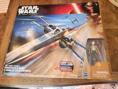 Star Wars Force Awakens Resistance X-Wing Vehicle Poe Dameron 3.75″ Hasbro B4006