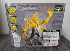 2011 RARE Max Steel Elementor Electro Shock Mattel W8368 Collectible