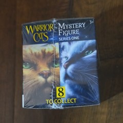 Bonkers Toy Co. Warrior Cats Series One Mystery Cat Figurine (1 Figure)