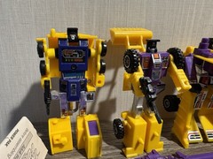 Transformers G2 Devastator 100% Complete with instructions! Unbroken! Nice