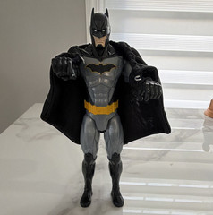 Batman Action Figure Gray Black Yellow Plastic Fabric w/ Cloth Cape