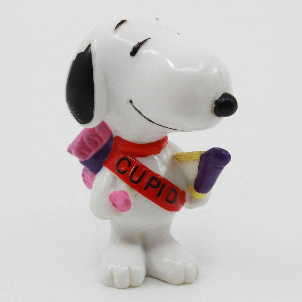 PEANUTS Valentine’s Day Cupid Snoopy PVC Figure