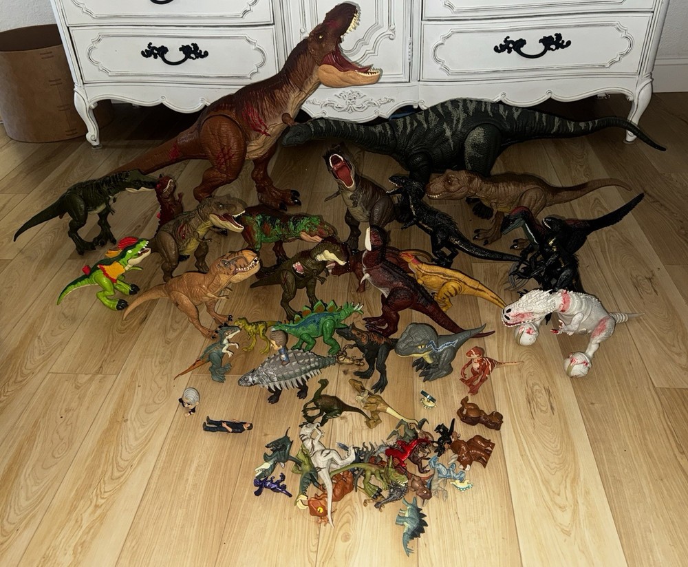 Huge Jurassic World Park Dinosaur Figures – T-Rex & Many More