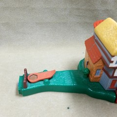 2001 Mattel World of Hogwarts Harry Potter Weasley House Playset + Figures