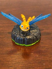 2011 Activision Skylanders Spyro’s Adventure SPARX DRAGONFLY 1.5″ Figure
