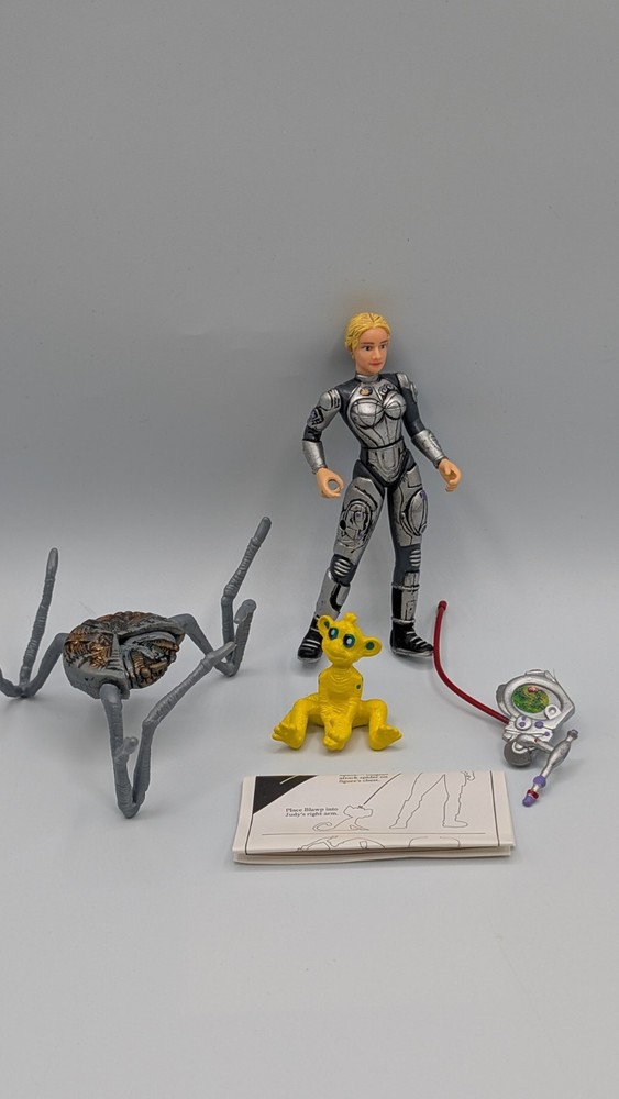 1997 Trendmasters Lost In Space Cryo-Suit Dr. Judy Robinson 4″ Action Figure