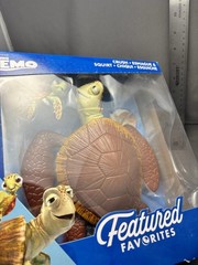 Disney Pixar Mattel Featured Favorites Finding Nemo Crush & Squirt Turtle