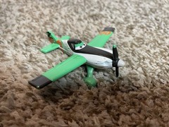 Lot Of 16 Disney Pixar Vehicles Planes Helicopter Metal / Plastic – FREE SHIP!