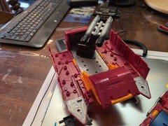 Rodimus Prime (Commander class — Kingdom, 2021) Great Condition