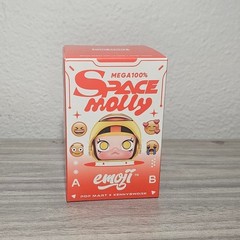 Authentic Pop Mart Mega 100% Space Molly Emoji BLINX BOX SEALED NOT OPEN