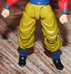 SH Figuarts SSJ4 Goku Black Hole Toys Brute Evolution NEW No box