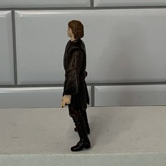 2005 Hasbro Star Wars Anakin Skywalker Action Figure 3.75in Missing Hand