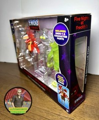 Jazwares Five Nights at Freddy’s Endo Series: FOXY & RADIOACTIVE FOXY -Exclusive