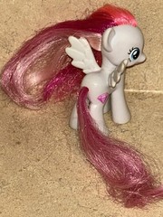 My Little Pony G4 Diamond Rose Friendship Is Magic – Preowened