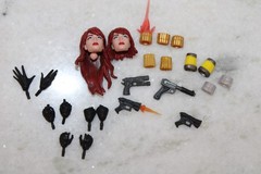 MARVEL LEGENDS 2026 AVENGERS CROSSING BLACK WIDOW FIGURE EXTRA WEAPONS GAUNTLETS