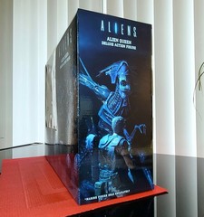 Aliens Xenomorph Alien Queen Ultra Deluxe Quarter Scale Action Figure