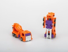 TRANSFORM G1 Reissue Orange Devastator Brand New Boxed Free Shipping