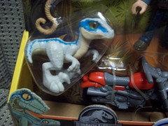 Owen & Blue, Jurassic, Fisher-Price Imaginext 3″ Figure with motorcycle