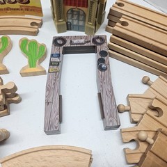 Pixar Cars RADIATOR SPRINGS WOODEN RACE TRACK Replacement Parts Sign Road Cactus