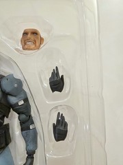 Max Factory Metal Gear Solid 2: Solid Snake Figma 243 Authentic Action Figure