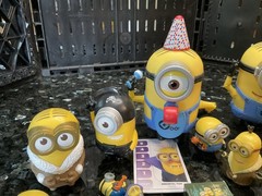 Minions Figures Despicable Me Toy Lot Thinkway Toys 33 Minions!