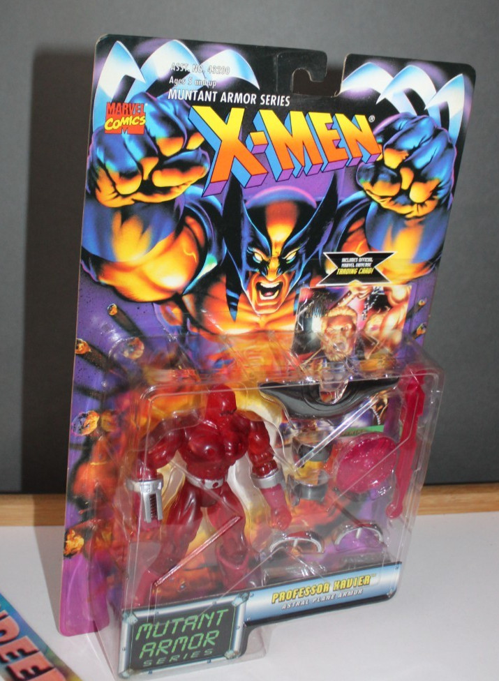 Marvel X-Men Mutant Armor Series Professor Xavier Astral Plane Toy Biz 1996