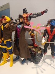 Marvel X-Men 11 Figure action Figure Lot Really Cool Loose Condition SEE PHOTOS!