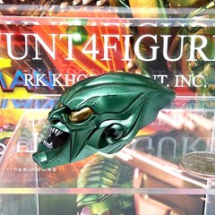 Hot Toys MMS631 Spider-Man NWH Green Goblin action Figure’s Masked Head sculpt