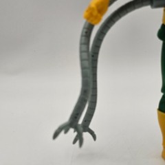 Doctor Octopus “Doc Ock” Spider-Man 2006 Hasbro Marvel Signature Series Figure