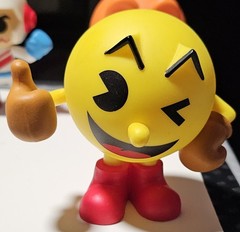 Funko Mystery Minis Lot Retro Video Games Mr Mrs Pacman Megaman Qbert Dig Dug