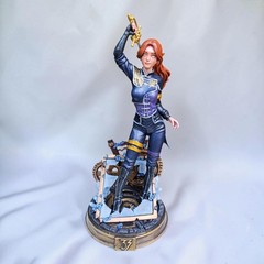 Fanart figure Maelle airbrush painted 9.8 inch Adult 17+