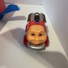 pbs JAY JAY THE JET PLANE carrying case and 10 figures LOT. Handle Broken