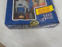 N A327 GI Joe 12″ Hall of Fame Action Figure Lot: Snake Eyes & Grunt (DMG Box)