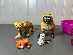 Vintage 1993-94 MEG Puppy In My Pocket x 4 + Extra Animals + Bed + x3 Stands