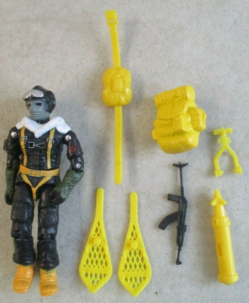 BLACK MAJOR COBRA SPETSNAZ GRU SNOW SERPENT GI JOE GREY MASK & YELLOW ACCESSORIE