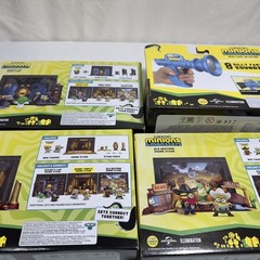 Illumination Minions Monsters Sound Stage Playsets & Mini Fart Blaster Lot of 4