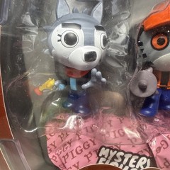 Piggy: Series 2 Mini Figures 10pk ( 3 Mystery ) With DLC Code And Carrying Case!