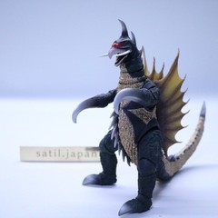 [USED] BANDAI SPIRITS S.H.MonsterArts Godzilla GIGAN 1972 Action Figure
