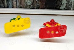 Set of 2 Vintage Louis Marx Plastic Football Player Figurines 1969 Collectible
